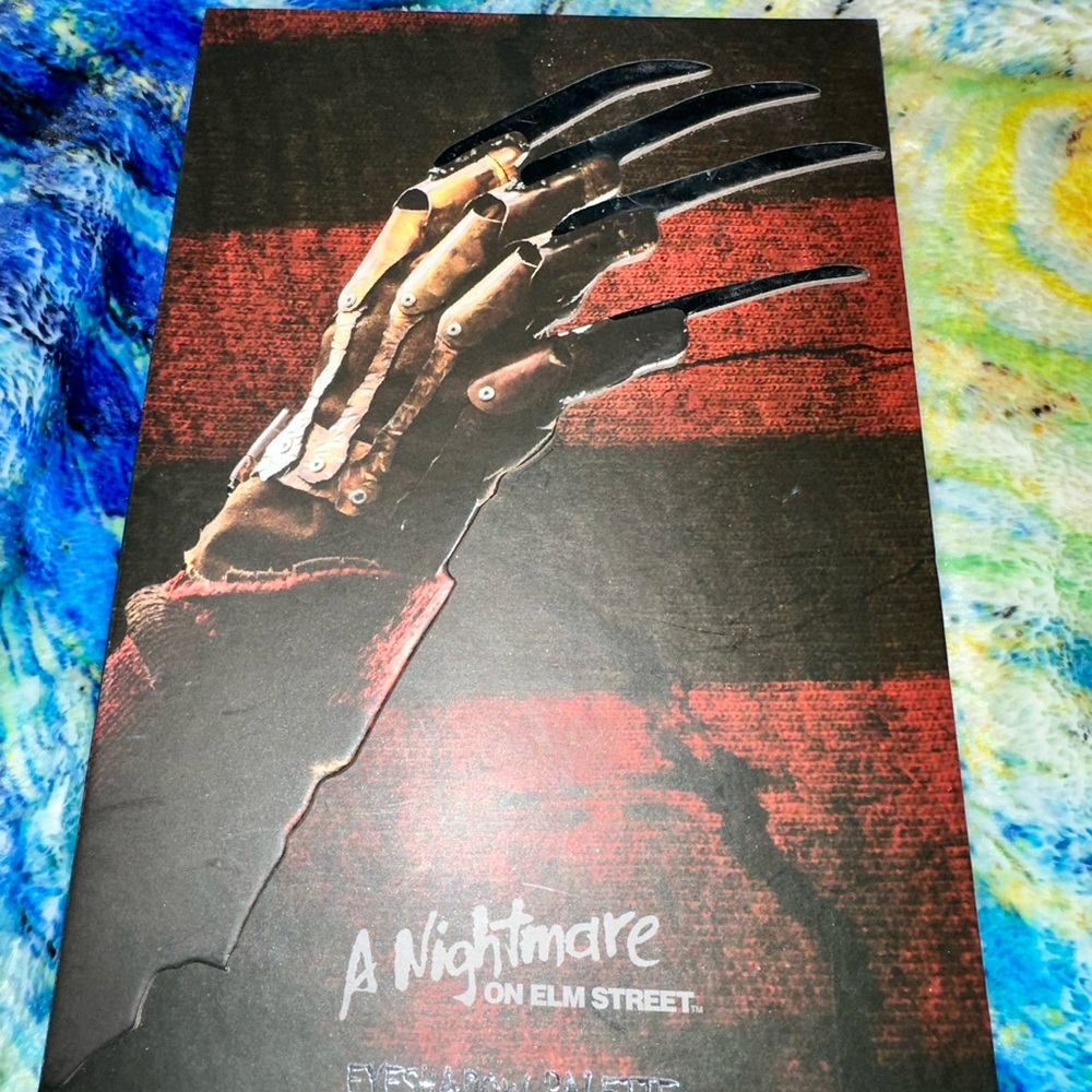 Horror lovers here’s the official Nightmare on elm street eyeshadow palette